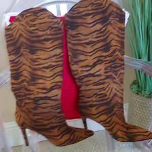 CL by Laundry Tiger Print Heeled Boots